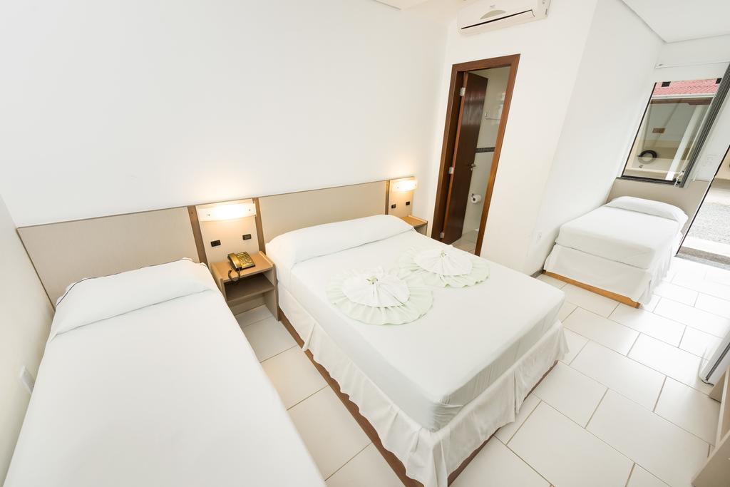 Hotel Brasil Penha  Zimmer foto
