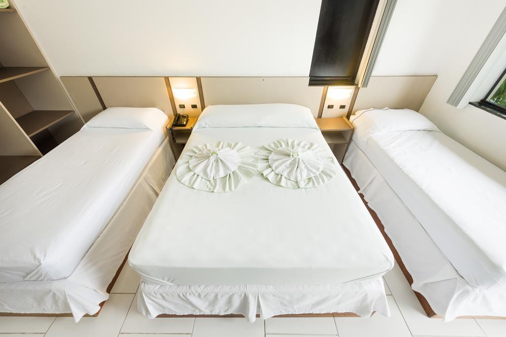 Hotel Brasil Penha  Zimmer foto